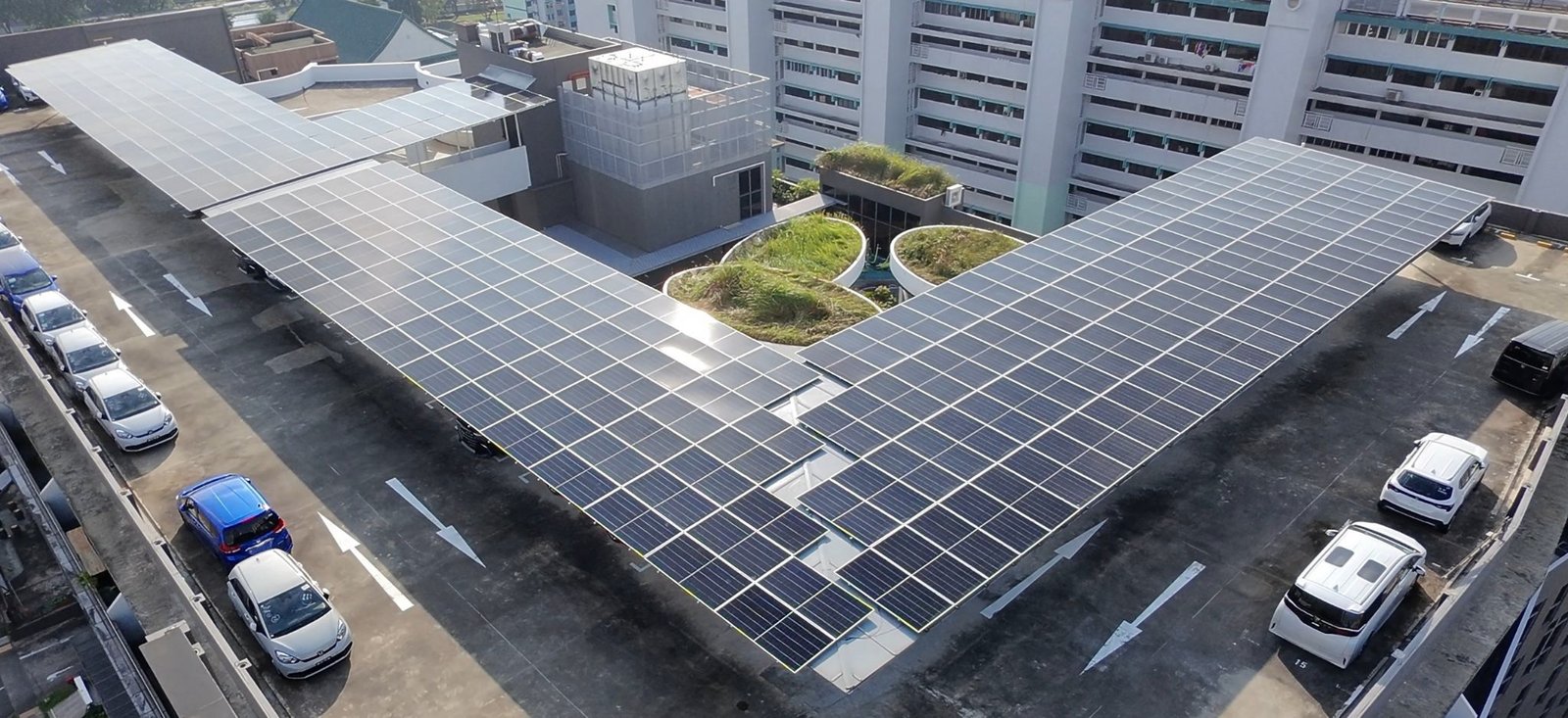 Sims Close, 208 kWp Solar Installation